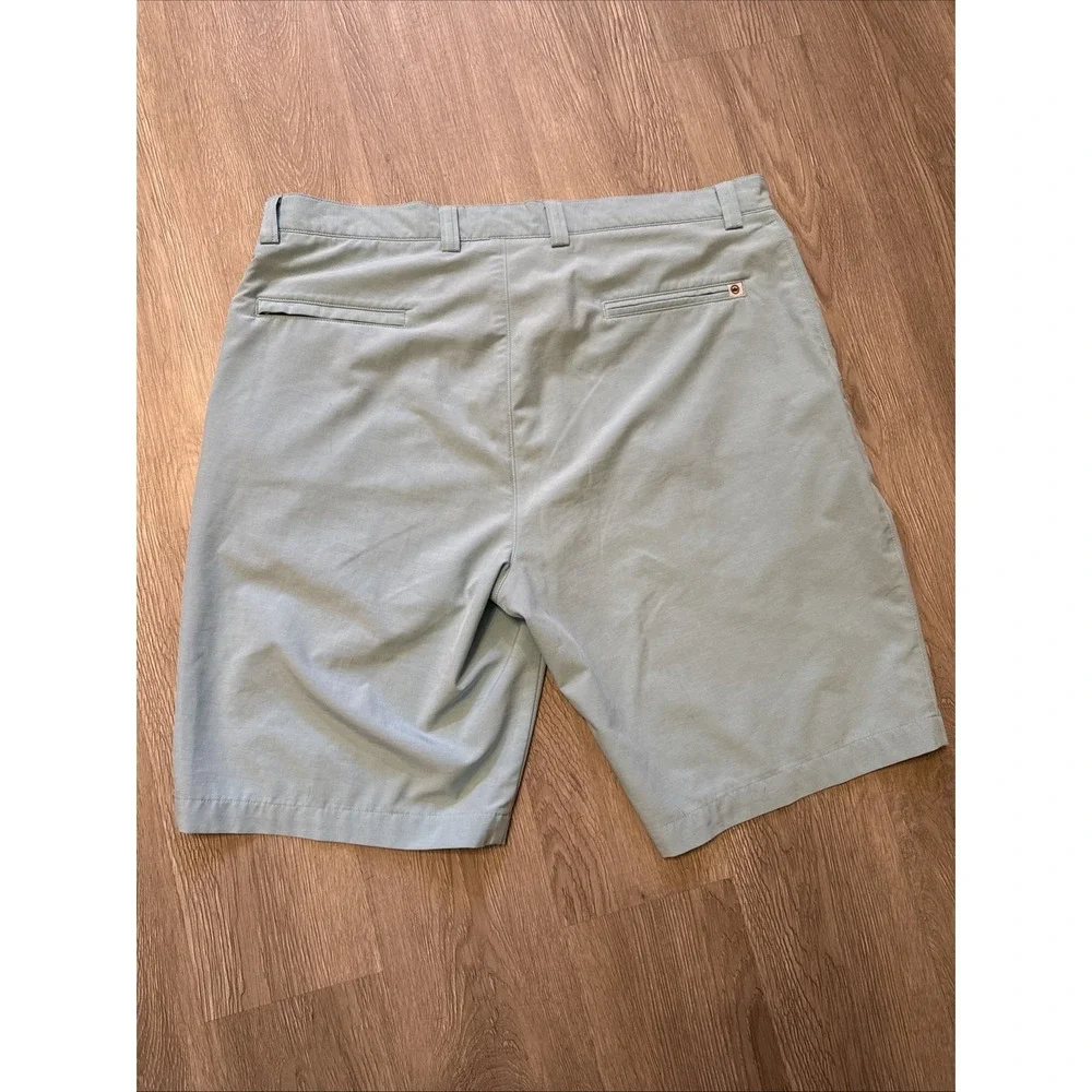 Peter Millar Shackleford Hybrid Golf Shorts Men’s 36 Light Blue Performance